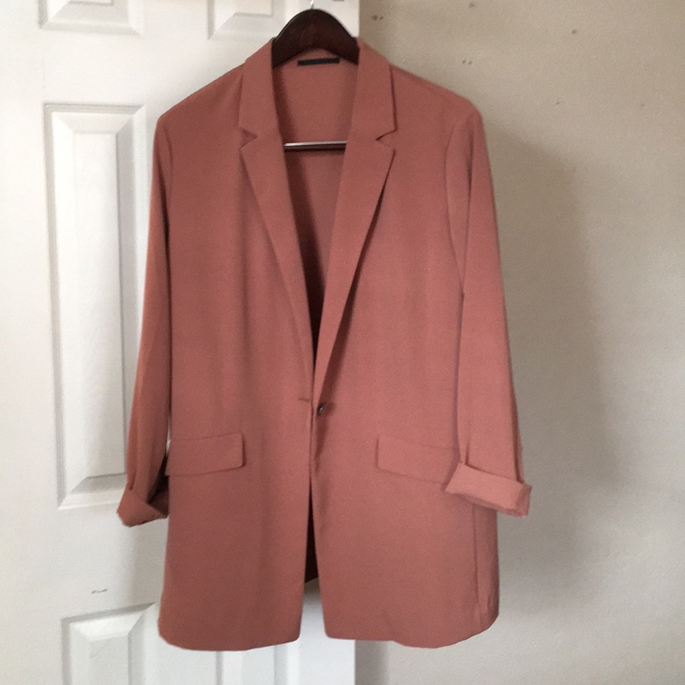 Uniqlo Mauve Blazer